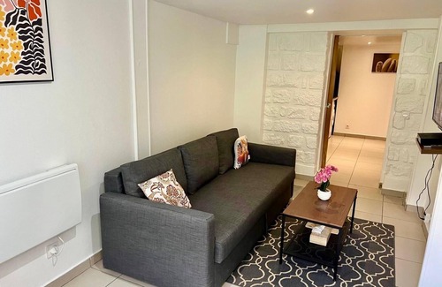 Epinay-sur-Seine Apartment | Quiet 2-room apartment near Paris, independent entrance