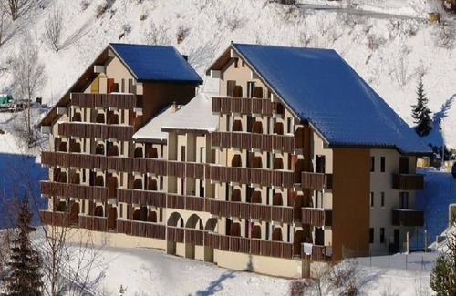 Auris Apartment | Quiet 2-room apartment, 300m from slopes with free parking - Auris en Oisans