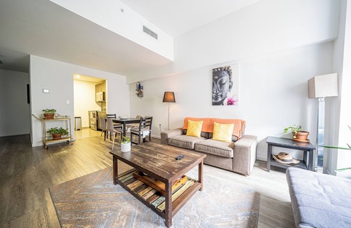 Midtown West Apartment | Quiet 2BR/1.5 Bath APT in Times SQ