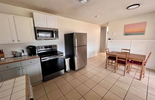 Wetmore House | Quiet 3/2 home near Randolph AFB & Medical Center