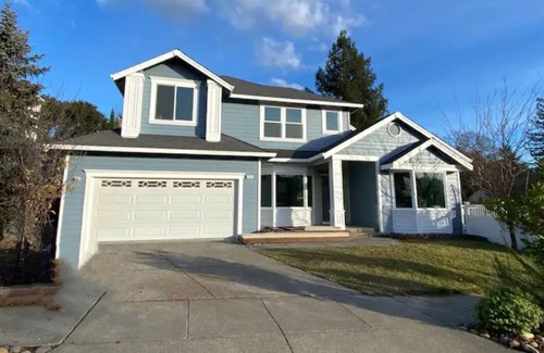 Santa Rosa House | Quiet 3Bd-3Ba with hot tub in Sonoma County Wine Country