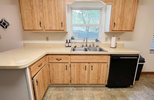 Ocala House | Quiet 3BR Home with Spacious Living Area and Peaceful Patio with TT Firepit