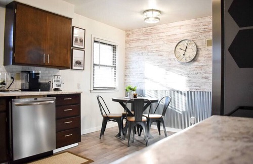 Sioux Falls Apartment | Quiet 4BR/2BA Central Sioux Falls Near Sanford