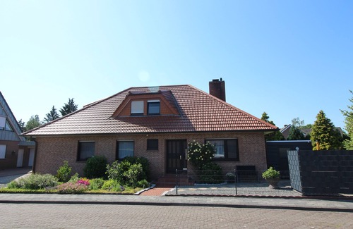 Papenburg Apartment | Quiet and central location for 1-4 people
