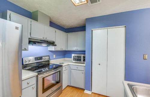 Tallahassee House | Quiet and Convenient Tallahassee Home, 4 Mi to Lake!