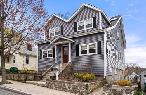 Medford Apartment | Quiet and Cozy 1Br Apt, Free Parking, Laundry, Close to I-93!
