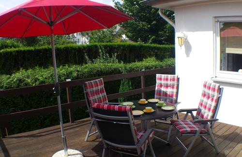 Beverungen Apartment | Quiet and cozy in a play street on the Weser
