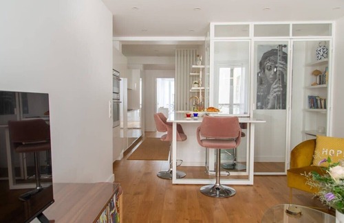 Quartier du Gros-Caillou Apartment | Quiet and Elegant - near Eiffel Tower and Rue Cler