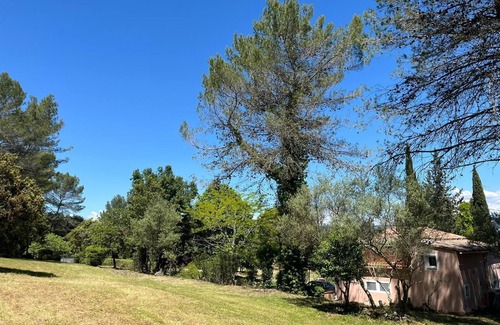 Carces House | Quiet and isolated house in the heart of the vineyards in Provence