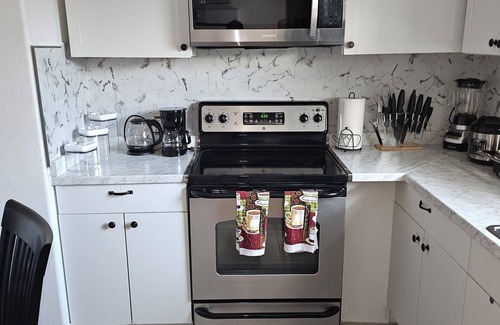 Winter Park Apartment | Quiet and safe neighborhood come to this great place with lots of room for relax