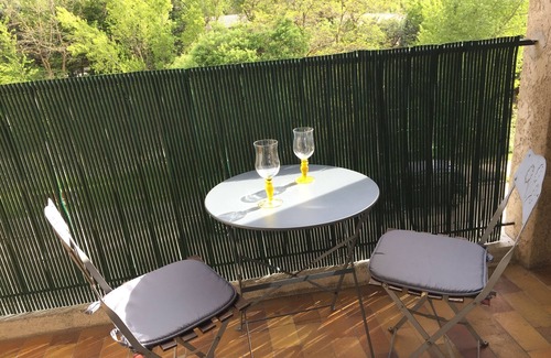 Digne-les-Bains Apartment | Quiet and sunny apartment ideal cures