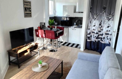 Nord - Gare Apartment | Quiet apartment *free parking *Center & train station