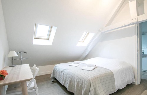 Bayeux Apartment | Quiet apartment in Bayeux 9km from beach