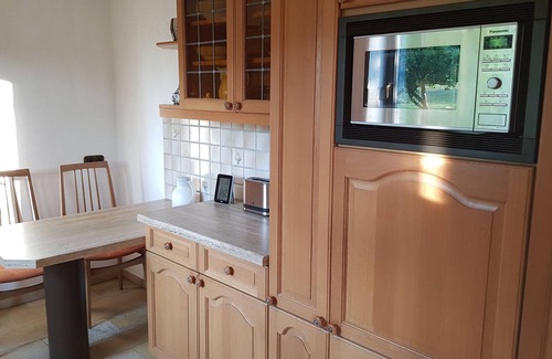 Breitbrunn Apartment | Quiet apartment in country villa, about 85 sqm