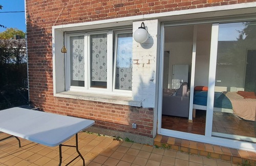 Lille-Moulins Apartment | Quiet apartment with private garden and parking space