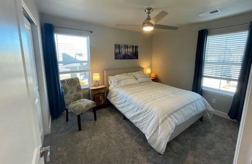 Arvada House | Quiet Arvada Home - easy access to Denver, Boulder, Golden - 20minutes to CU