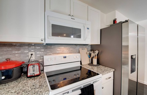 Sandtown House | Quiet Atlanta Getaway - 16 Mi to Downtown!