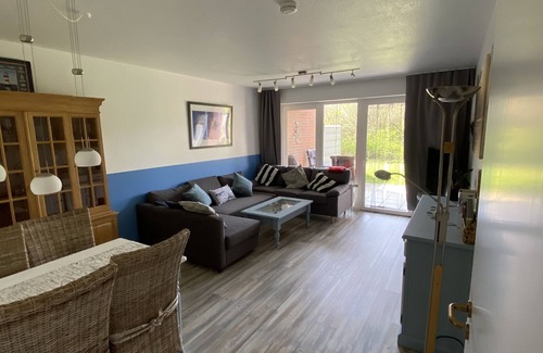Wremen Apartment | Quiet barrier-free vacation apartment near the beach at Wadden Sea National Park