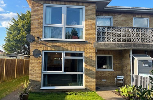 Chapel Saint Leonards Apartment | Quiet Beachside Apartment Chapel St Leonards, family and pet friendly