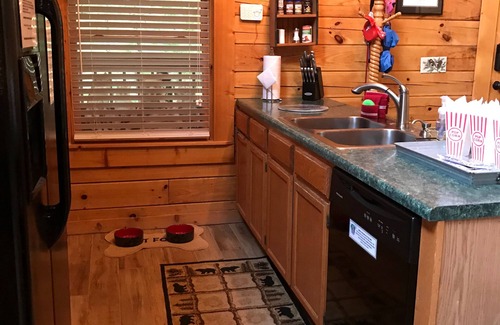 Sevierville Cabin | Quiet cabin located in the Douglas Lake Resort