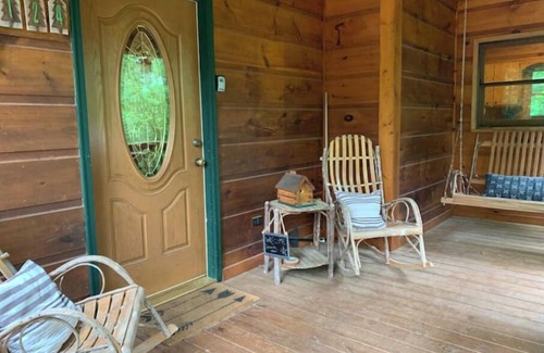 Mineral Bluff House | Quiet Cabin near Mccaysville and Blue Ridge W/Spa