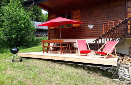 Abondance Ski Chalet | Quiet chalet with fireplace, 4 bedrooms, family-friendly