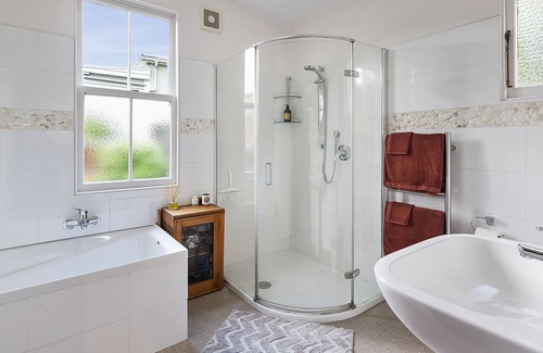 Aro Valley Cottage | Quiet City Cottage