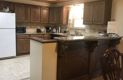 South Oklahoma City House | Quiet, Clean, Large space, plenty of parking