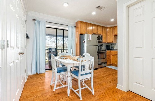 Auburn Apartment | Quiet & Close! 2/2 Across from Acre in Auburn, Al