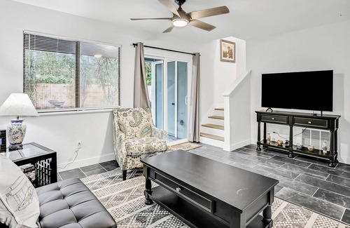 Atlantic Beach House | Quiet coastal townhome with fenced yard, firepit, AC, & W/D - dog-friendly