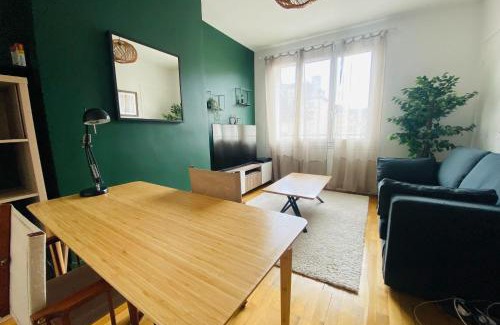 Saint-Jean Apartment | Quiet cocoon in the center of town