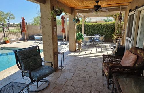 San Tan Valley House | Quiet comfort home on Fairway, Spa, Pool & Remodeled!