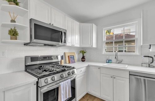 West Sacramento House | Quiet & Comfy-Family&Pet Friendly Riverfront 1mile