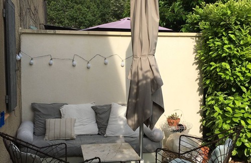 Carpentras House | Quiet, cosy house within walking distance of the center