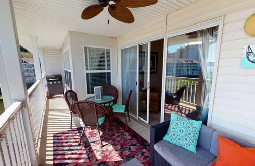 Kaiser Condo | Quiet cove! Beautiful views of state park! Close to everything is Osage!