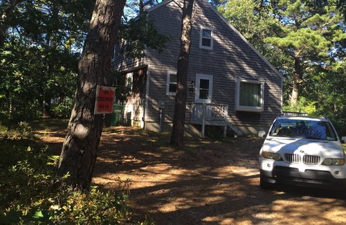 Edgartown Cottage | Quiet Cozy Cottage in the Woods - Centrally Located