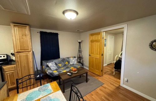 Cheyenne House | Quiet Cozy Downtown Cheyenne