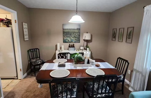 Tallahassee House | Quiet, cozy home with convenient access to all of Tallahassee!