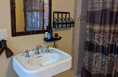 Foothills Apartment | Quiet & Cozy Private Studio