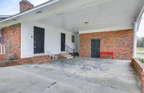 Sumter County House | Quiet & Cozy Rembert Home ~ 9 Mi to Air Force Base