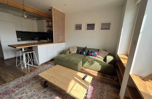 Saint Joseph/Mittelharth Apartment | Quiet design cocoon a stone's throw from the heart of the city