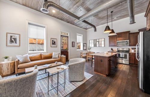 Macon Apartment | Quiet Downtown Loft in the Heart of Macon
