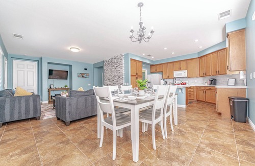 Coachella House | Quiet Escape: Entire Home with Charming Pool