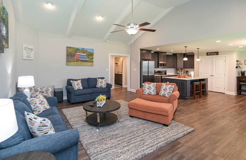 Hazel Green House | Quiet Family Home 15 Mi to Dtwn Huntsville!