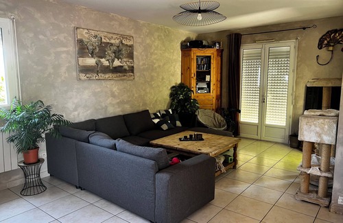 Ceyras House | Quiet family home for 8 people
