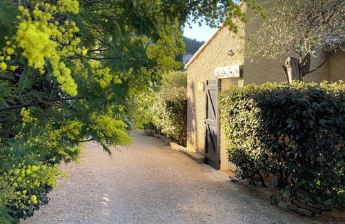 Ceyreste House | Quiet, family-run gîte with shared pool Ceyreste/la Ciotat 10 minutes from Cassis