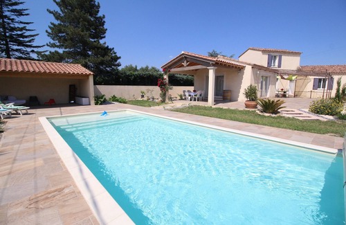 Meynes Villa | Quiet family villa with heated pool