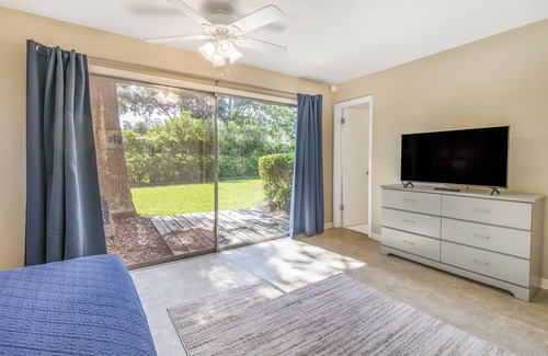 Gainesville House | Quiet Gainesville 3BR 2BA - Extended Stay