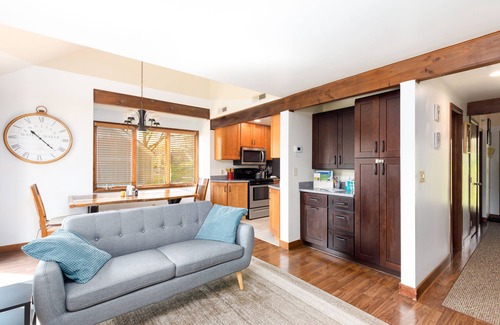 The Galena Territory House | Quiet Galena Territory Home near Lake with tons of Amenities-Great Winter Escape