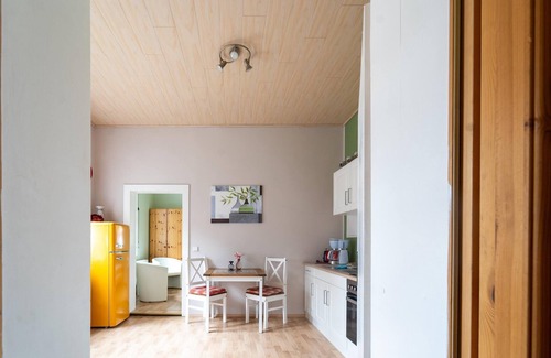 Altenbrak Apartment | Quiet Garden Apartment